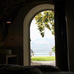 Camera con letto king size